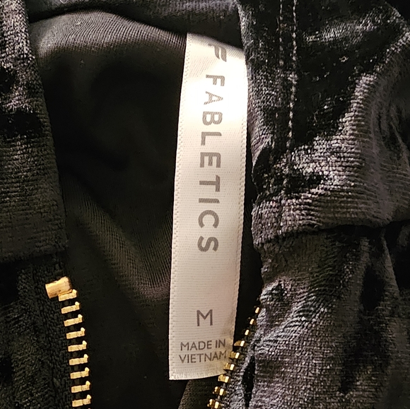 Fabletics Cropped Hoodies Velour Black Size M - Picture 5 of 8